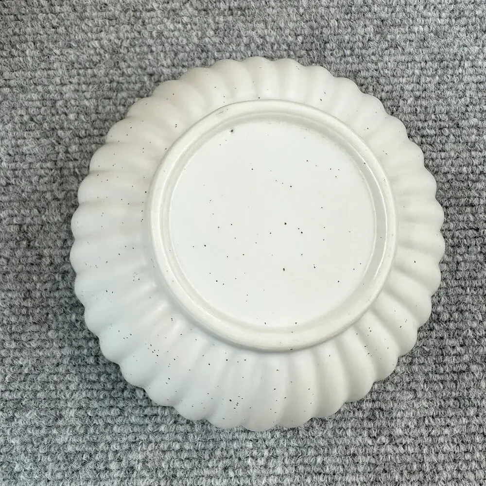 WENSHUO Daisy Bowls Set of 4 Nacre White Ceramic 5.5” Speckled Floral Ice Cream